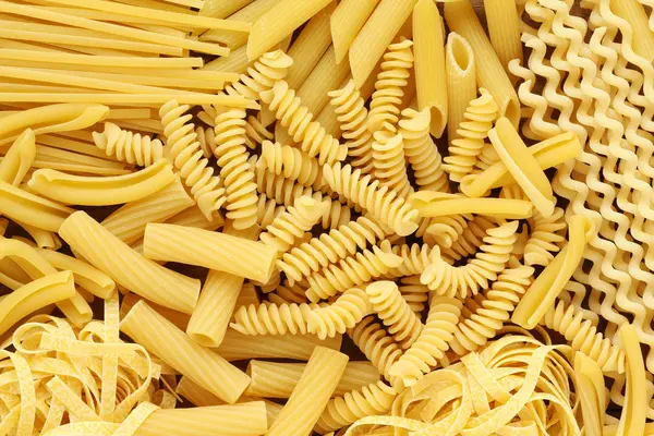 What game does pasta always play at recess?