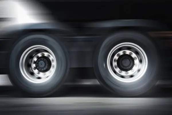 What car has four-wheel drive and flies?