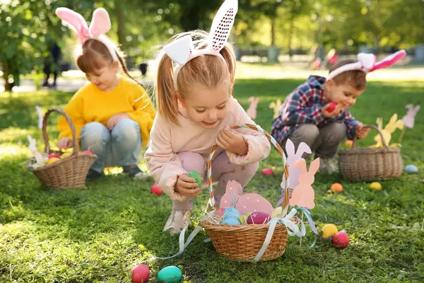 What did the kids do when their treats were hidden on Easter morning?